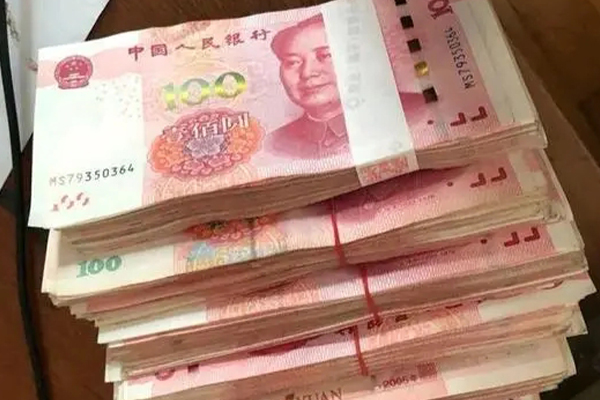 一万借款利息计算详解与分析